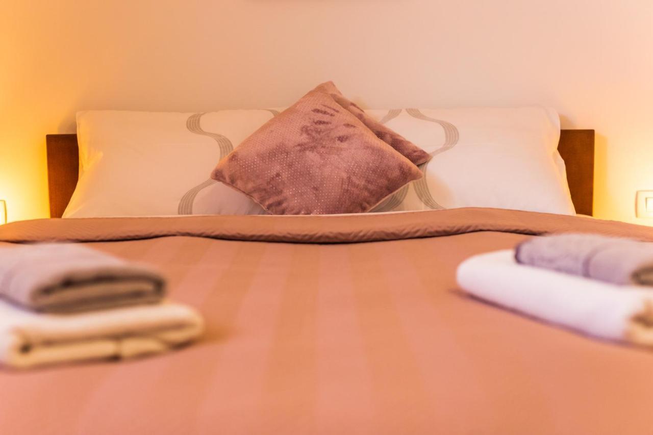 Apartmani Leptir Раковица Екстериор снимка