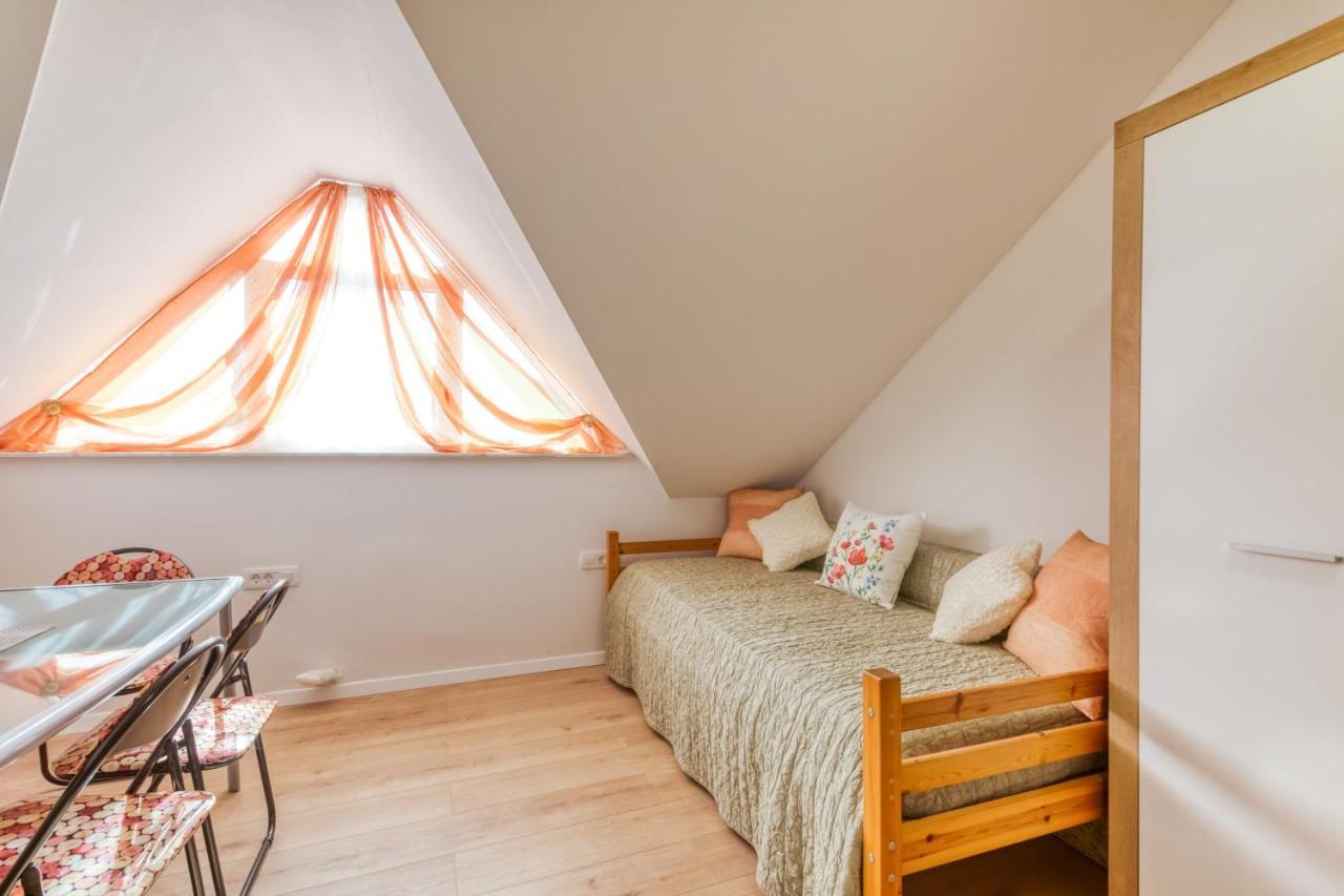 Apartmani Leptir Раковица Екстериор снимка