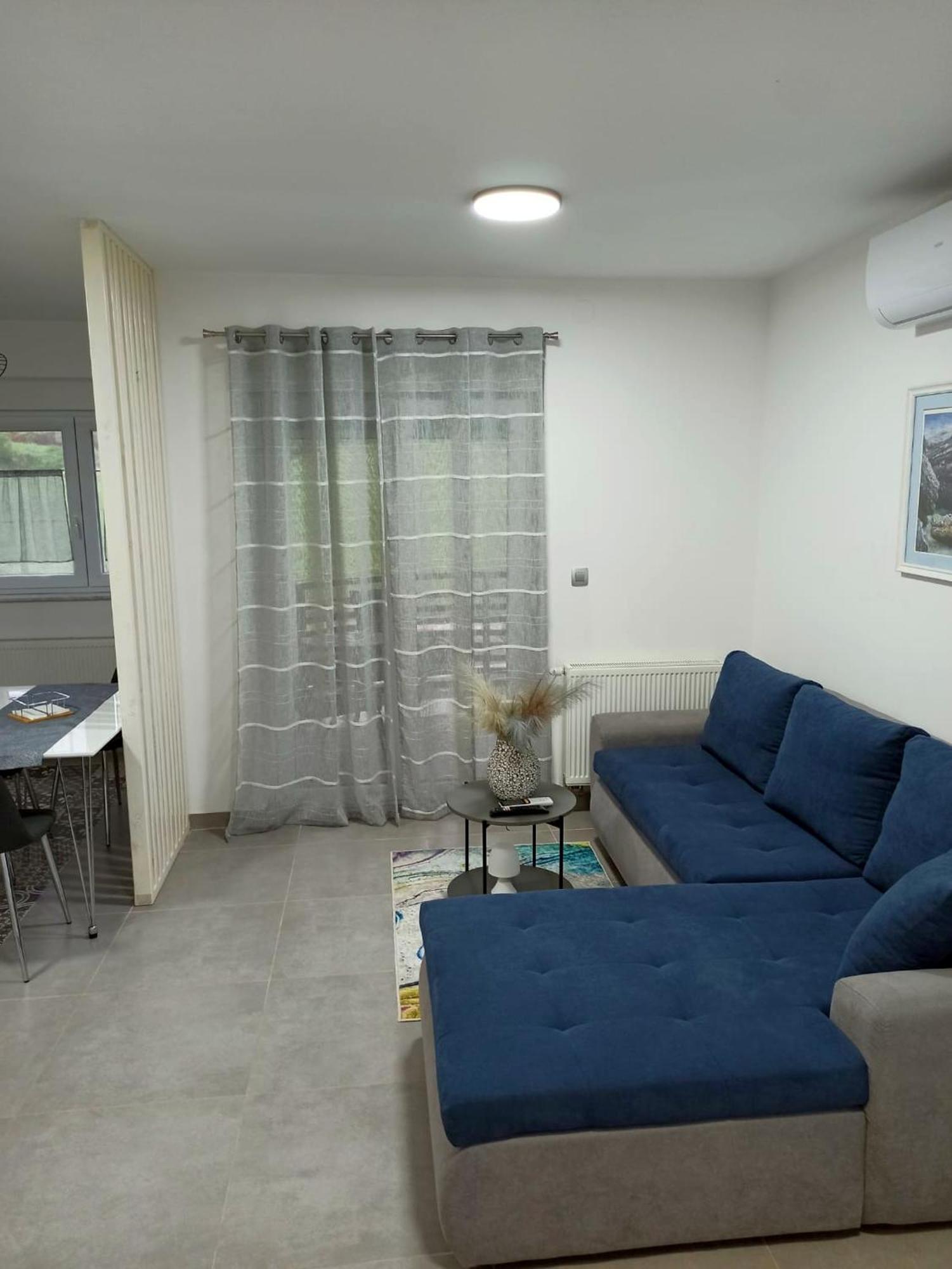 Apartmani Leptir Раковица Екстериор снимка